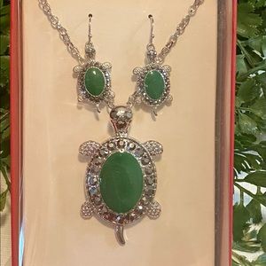 Turtle theme necklace set. NWT